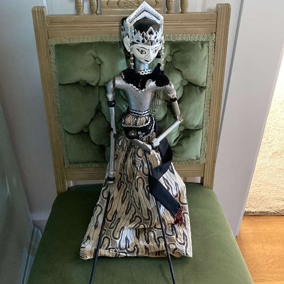 Indonesian Puppet - Picture 2 of 6
